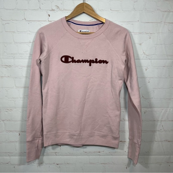 Champion Sweatshirt Womens XS Purple Crew Neck Long Sleeve Embroidered - Picture 1 of 8
